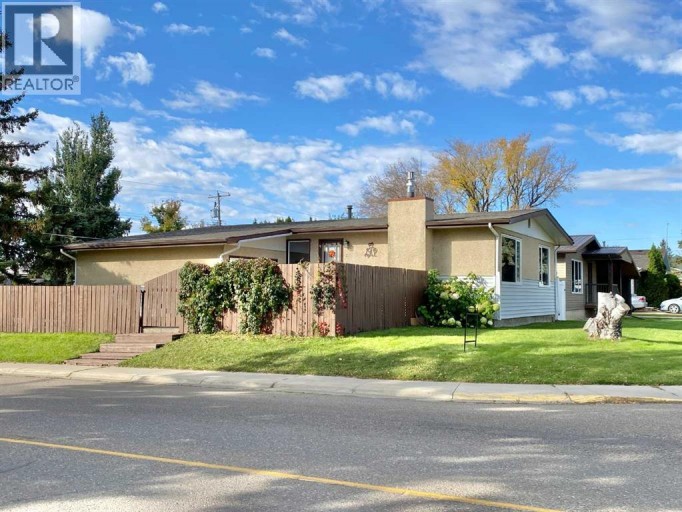 3 Lake Bevan Drive E, Brooks, Alberta, T1R0L3