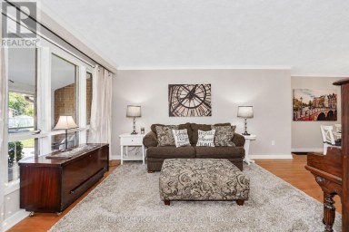 65 COMBERMERE DRIVE Toronto (Parkwoods-Donalda) Ontario photo 9