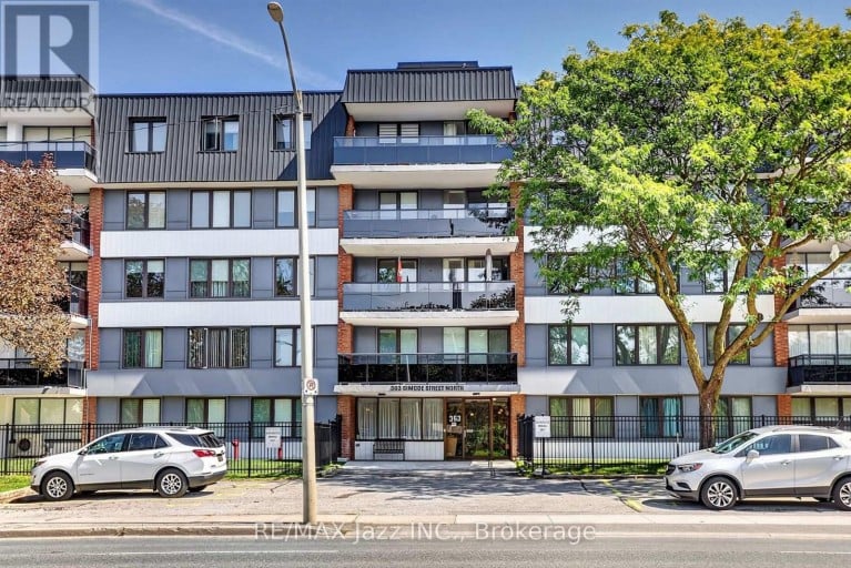 401 - 363 SIMCOE STREET N, Oshawa (O'Neill), Ontario, L1G4T2
