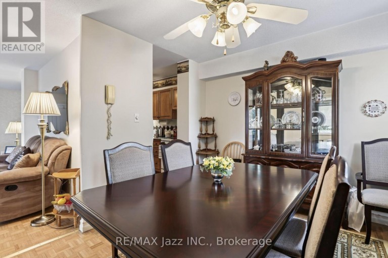 401 - 363 SIMCOE STREET N, Oshawa (O'Neill), Ontario, L1G4T2