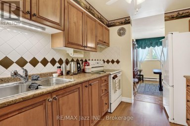 401 - 363 SIMCOE STREET N Oshawa (O'Neill) Ontario photo 23