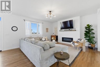 190 LAKESHORE ROAD Brighton Ontario photo 37