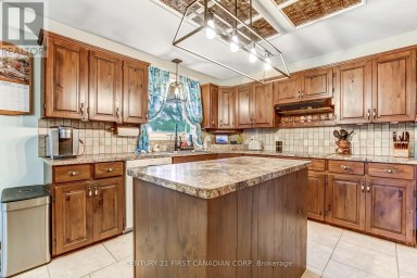 6892 CENTURY DRIVE Strathroy-Caradoc Ontario photo 7