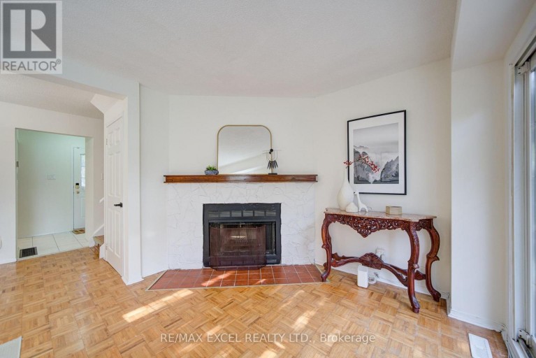 142 SHADY HOLLOW DRIVE, Toronto (Milliken), Ontario, M1V2L8