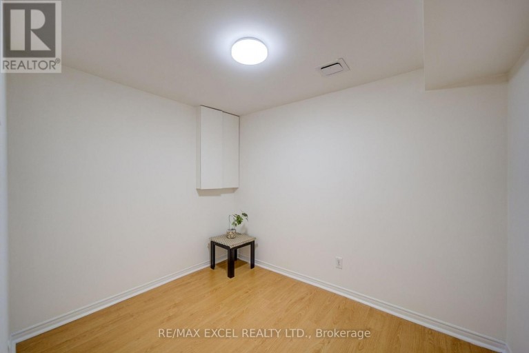 142 SHADY HOLLOW DRIVE, Toronto (Milliken), Ontario, M1V2L8