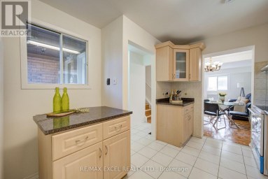 142 SHADY HOLLOW DRIVE Toronto (Milliken) Ontario photo 8