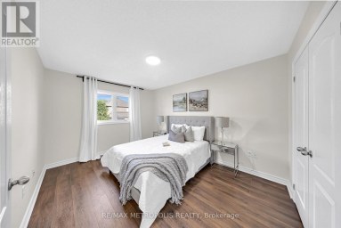 23 GORDON COWLING STREET Clarington (Courtice) Ontario photo 16