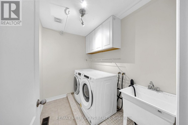 23 GORDON COWLING STREET, Clarington (Courtice), Ontario, L1E0G7