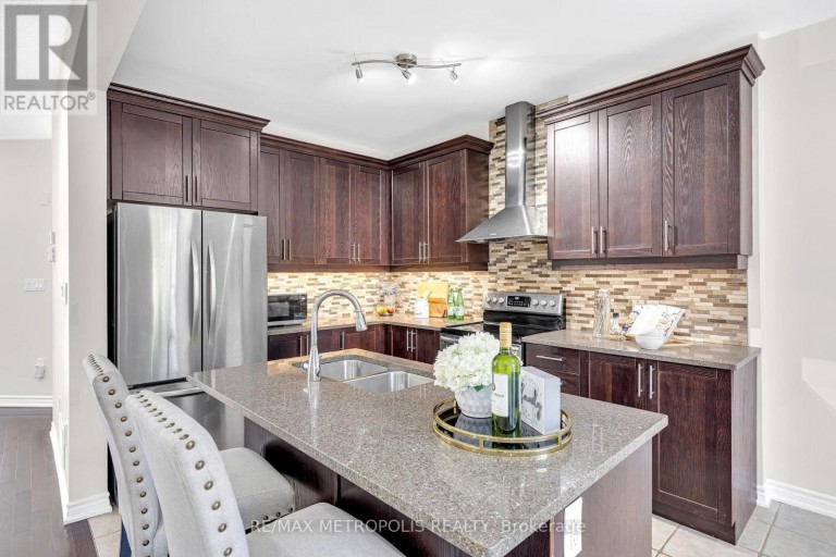 23 GORDON COWLING STREET, Clarington (Courtice), Ontario, L1E0G7