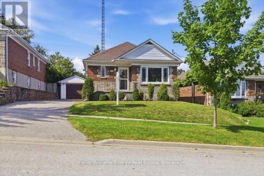 216 COLLEGE AVENUE Oshawa (Vanier) Ontario photo 1