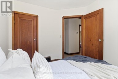 216 COLLEGE AVENUE Oshawa (Vanier) Ontario photo 19