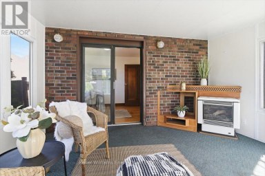 216 COLLEGE AVENUE Oshawa (Vanier) Ontario photo 24