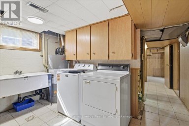 216 COLLEGE AVENUE Oshawa (Vanier) Ontario photo 32