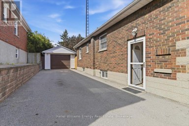 216 COLLEGE AVENUE Oshawa (Vanier) Ontario photo 36