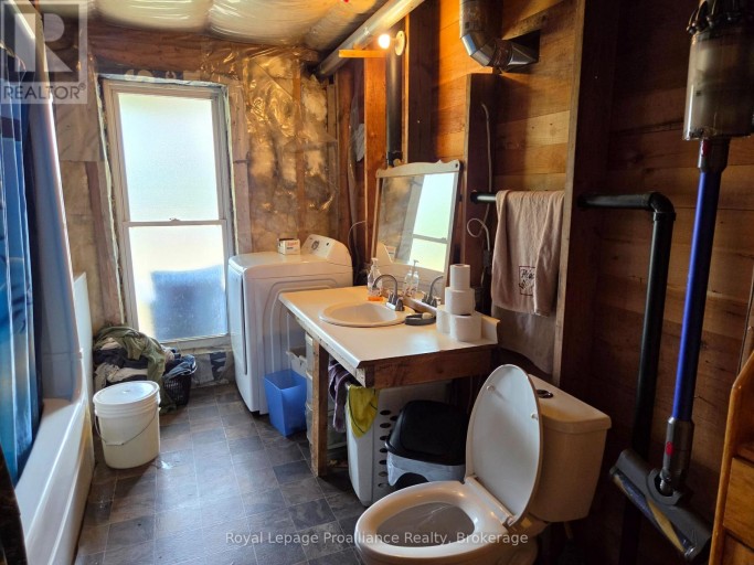 152 ADDINGTON RD 3, Addington Highlands, Ontario, K0H1K0
