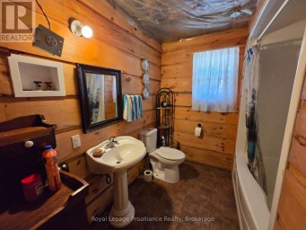 152 ADDINGTON RD 3 Addington Highlands Ontario photo 26