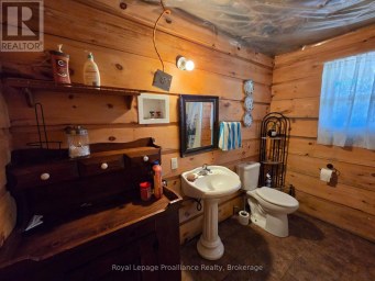 152 ADDINGTON RD 3 Addington Highlands Ontario photo 27