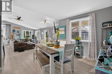 23081 PIONEER LINE West Elgin Ontario photo 17