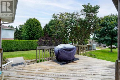 23081 PIONEER LINE West Elgin Ontario photo 41