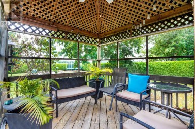 23081 PIONEER LINE West Elgin Ontario photo 44