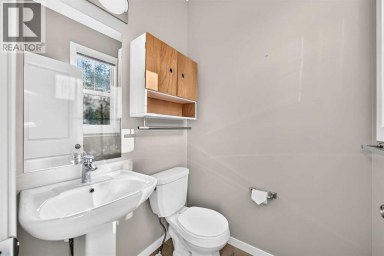108 New Brighton Point SE Calgary Alberta photo 23