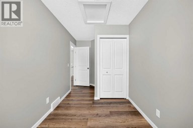 108 New Brighton Point SE Calgary Alberta photo 35