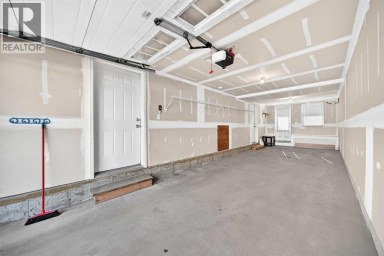 108 New Brighton Point SE Calgary Alberta photo 42
