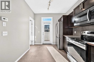 108 New Brighton Point SE Calgary Alberta photo 8