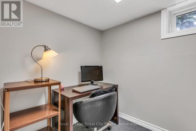 56 WINSTON CRESCENT Guelph (St. George's) Ontario photo 24
