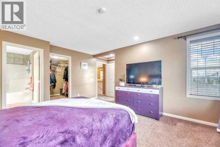 8 Sunset Square, Cochrane, Alberta, T4C0H4