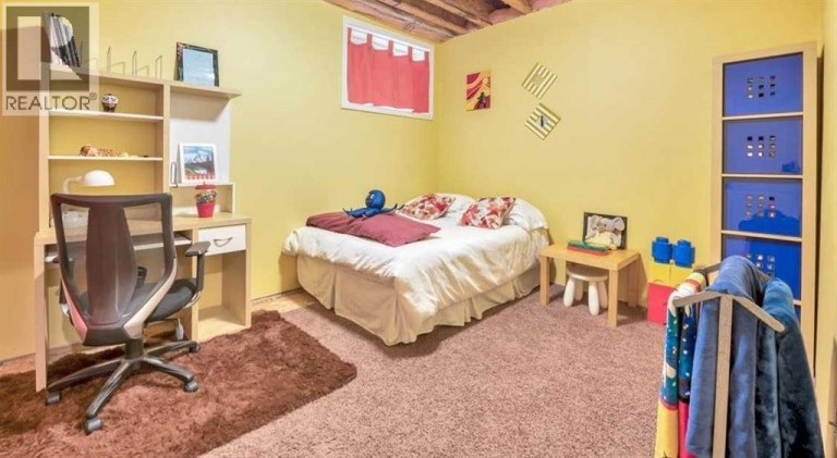 8 Sunset Square, Cochrane, Alberta, T4C0H4