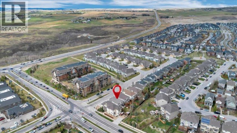 8 Sunset Square, Cochrane, Alberta, T4C0H4