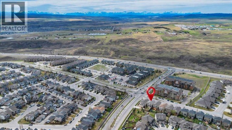8 Sunset Square, Cochrane, Alberta, T4C0H4
