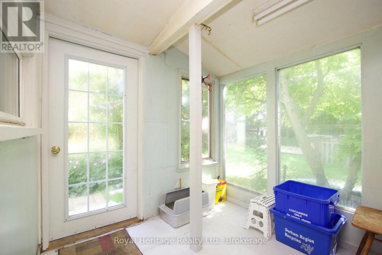 97 WESTMOUNT STREET, Oshawa (Vanier), Ontario, L1J4X2