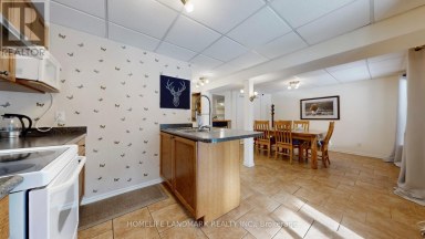 172 SUSSEX STREET Oshawa (Eastdale) Ontario photo 14