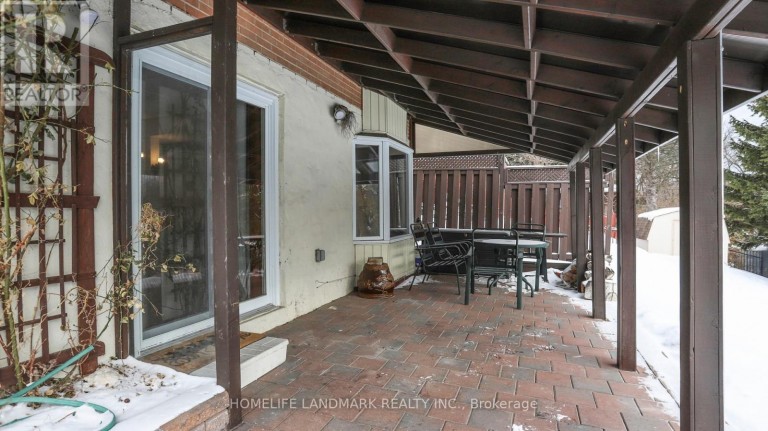 172 SUSSEX STREET, Oshawa (Eastdale), Ontario, L1G1V9