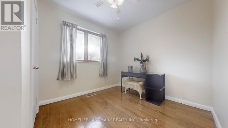 172 SUSSEX STREET, Oshawa (Eastdale), Ontario, L1G1V9
