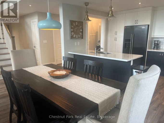22 KENNEDY AVENUE, Collingwood, Ontario, L9Y0Z5