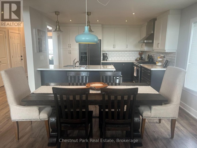 22 KENNEDY AVENUE, Collingwood, Ontario, L9Y0Z5
