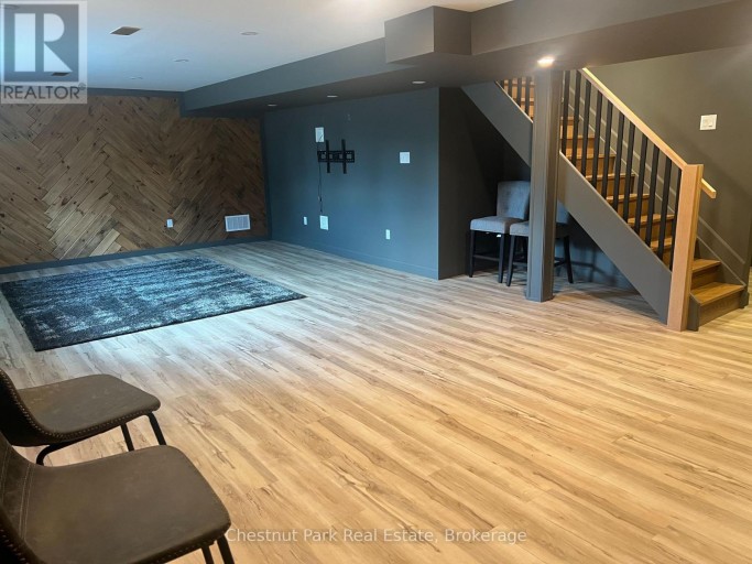 22 KENNEDY AVENUE, Collingwood, Ontario, L9Y0Z5