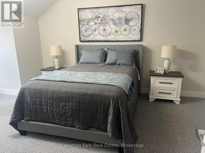 22 KENNEDY AVENUE, Collingwood, Ontario, L9Y0Z5