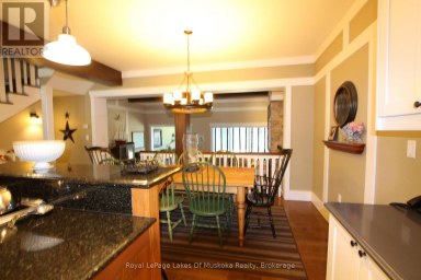 V 4 W 1 - 1020 BIRCH GLEN ROAD Lake of Bays (Mclean) Ontario photo 18