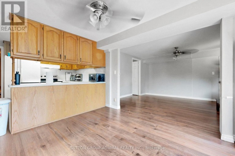 879 PEGGOTY CIRCLE, Oshawa (Eastdale), Ontario, L1K2G6