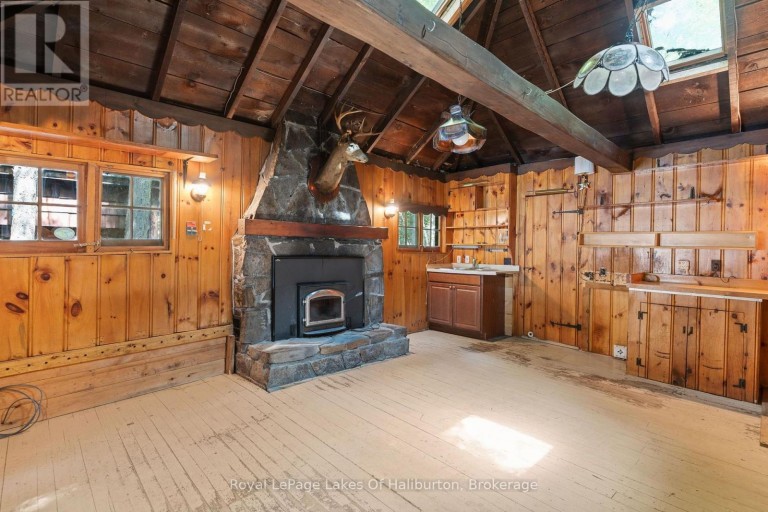 1046 PLACID LANE, Algonquin Highlands (Stanhope), Ontario, K0M1S0