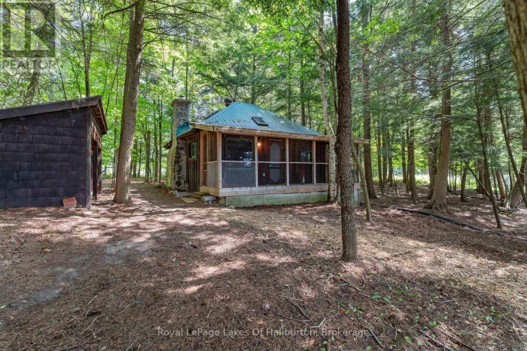 1046 PLACID LANE, Algonquin Highlands (Stanhope), Ontario, K0M1S0