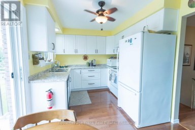 378 OLD SURREY LANE Kawartha Lakes (Bobcaygeon) Ontario photo 13