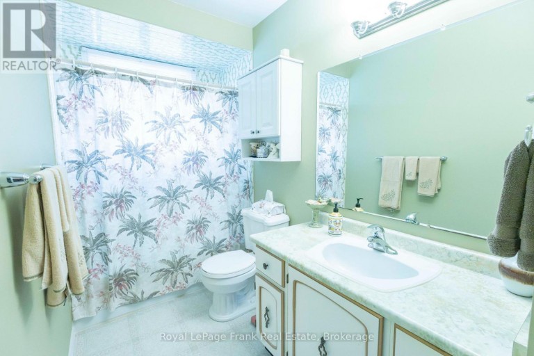 378 OLD SURREY LANE, Kawartha Lakes (Bobcaygeon), Ontario, K0M1A0
