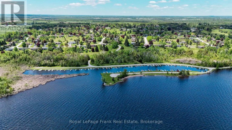 378 OLD SURREY LANE, Kawartha Lakes (Bobcaygeon), Ontario, K0M1A0