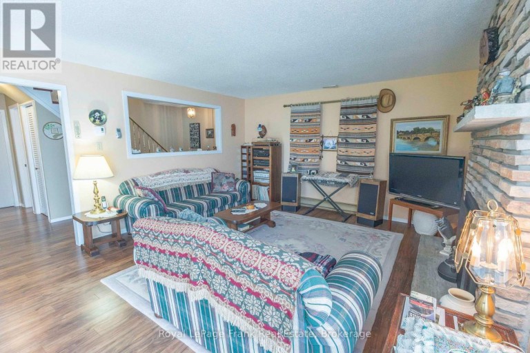 378 OLD SURREY LANE, Kawartha Lakes (Bobcaygeon), Ontario, K0M1A0