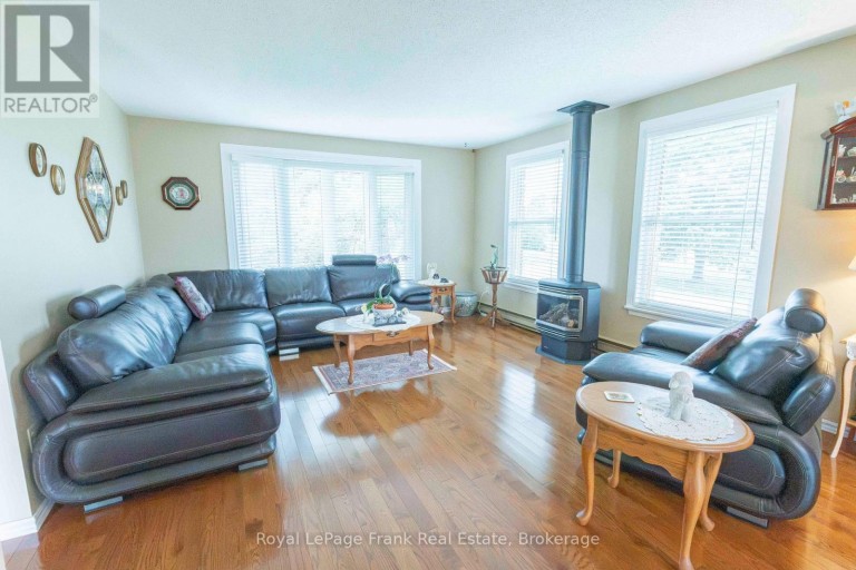 378 OLD SURREY LANE, Kawartha Lakes (Bobcaygeon), Ontario, K0M1A0